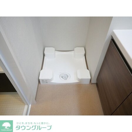 PEAKS神田の物件内観写真